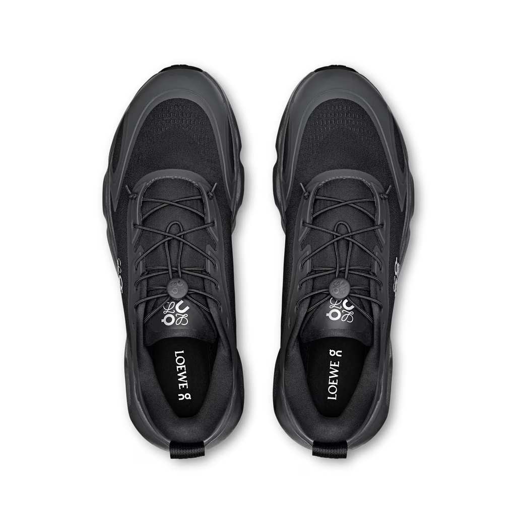On x LOEWE Cloudsolo “Full Black”