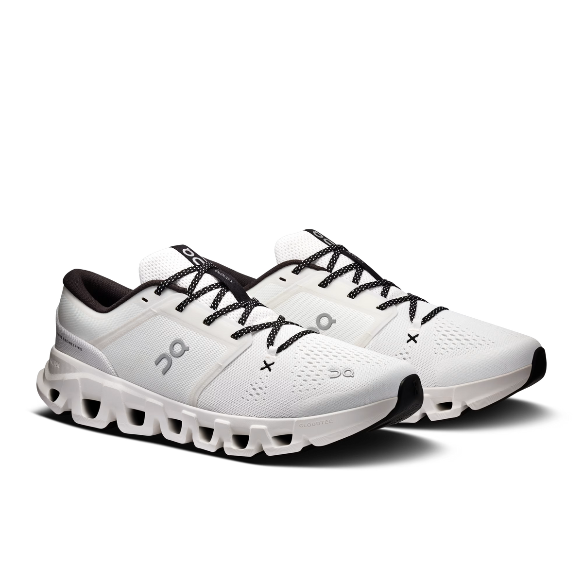 ON Cloud X 5 „White Black“