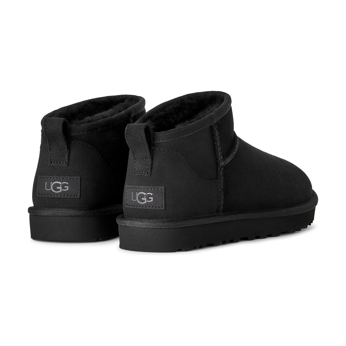 UGG Classic Ultra Mini „Black“
